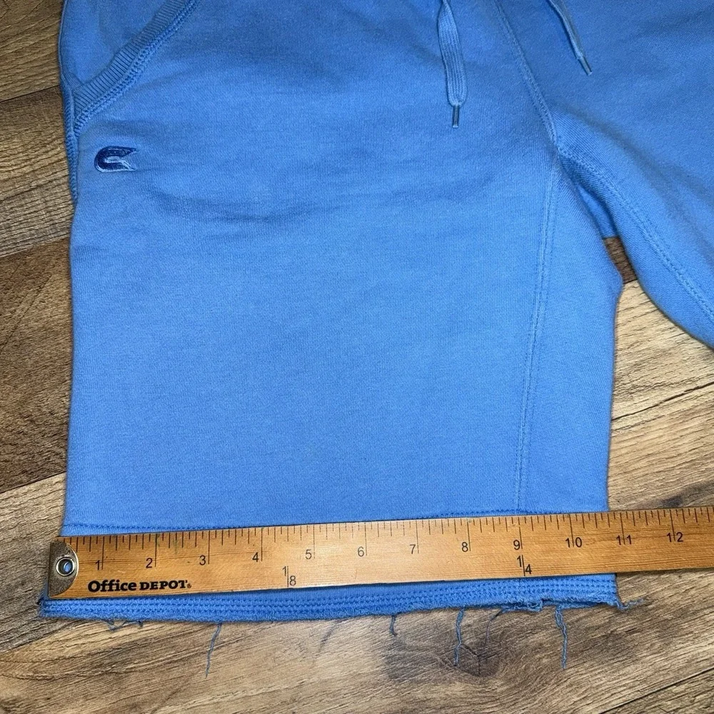 Colosseum Athletics North Carolina Tar Heels Fleece Shorts Size M
